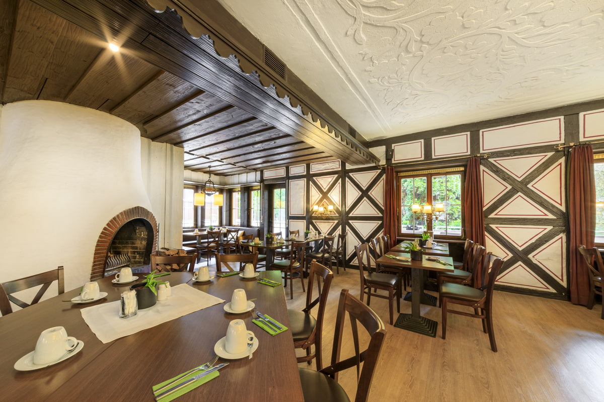 Kaminrestaurant Relaxa Waldhotel Schatten — TasteTwelve 2027